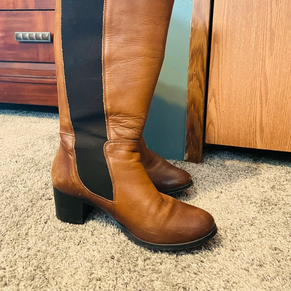Brown boots